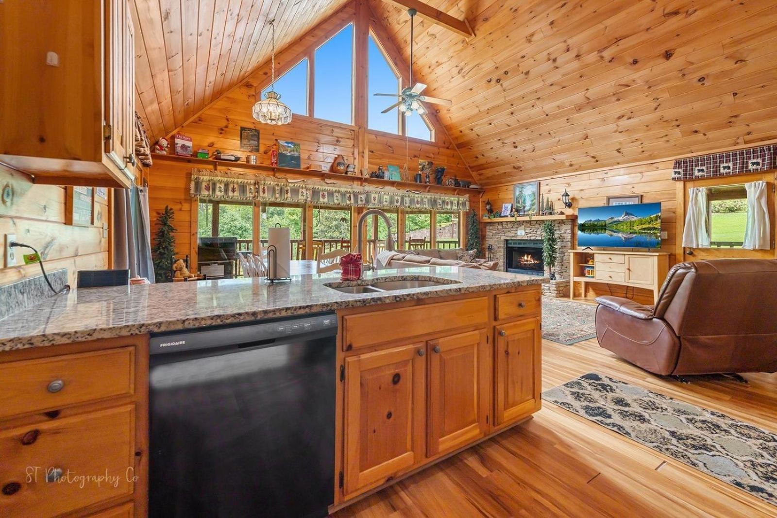 Hibernation Station Cabin Sevierville Exteriör bild