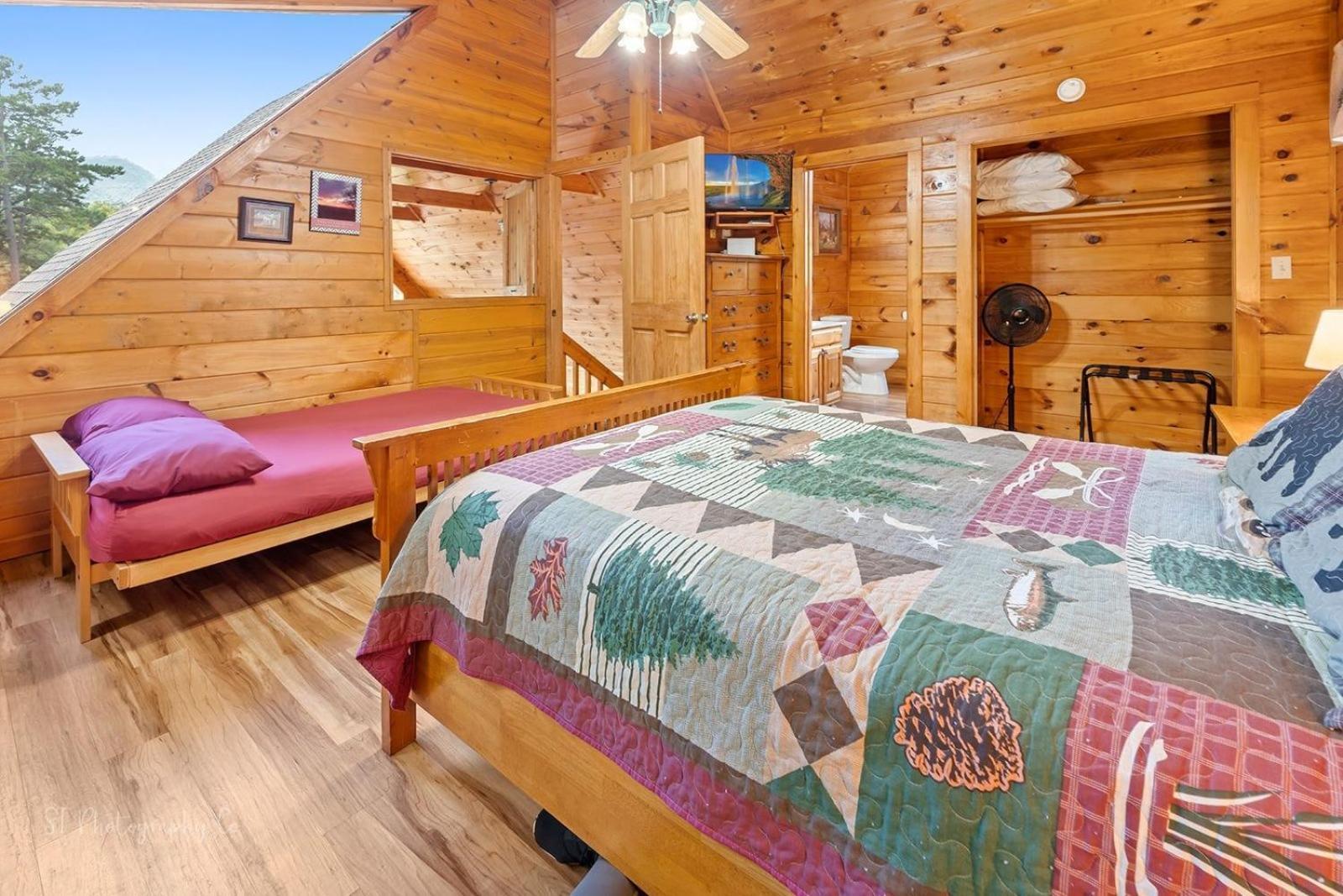 Hibernation Station Cabin Sevierville Exteriör bild